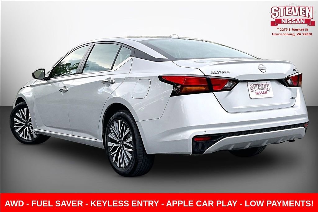 Used 2024 Nissan Altima 2.5 SV AWD/4WD image 4