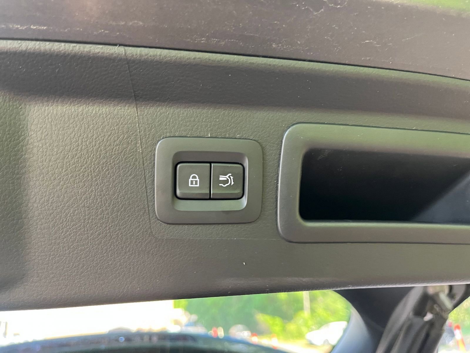 Used 2025 MAZDA CX-50 2.5 Hybrid w/ Premium Plus Pkg AWD/4WD image 23