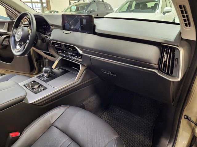 Certified 2025 MAZDA CX-70 Plug-In Hybrid w/ Premium Pkg image 34