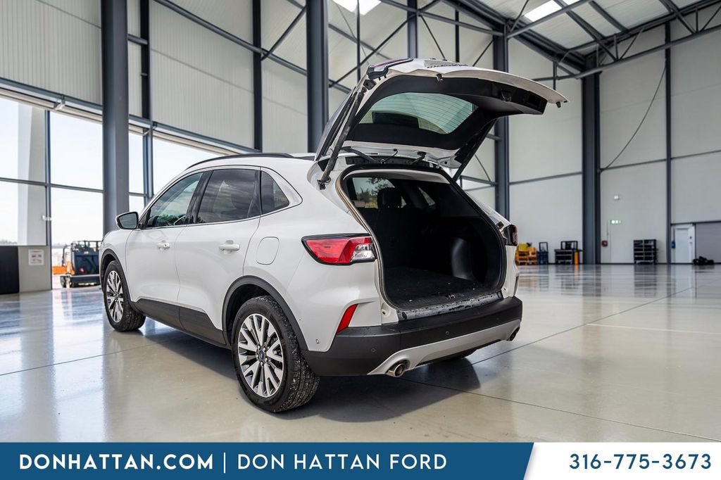 Used 2021 Ford Escape Titanium AWD/4WD image 23