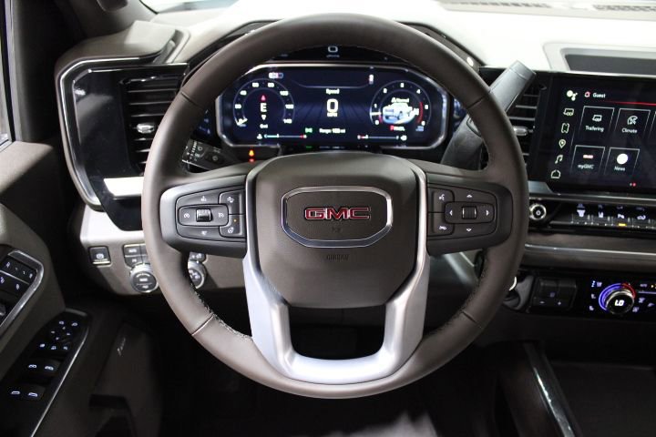 New 2026 GMC Sierra 2500 SLT w/ SLT Premium Package image 32