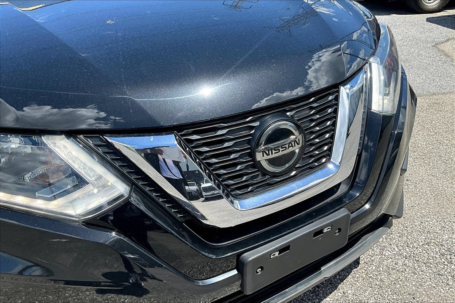 Used 2019 Nissan Rogue S AWD/4WD image 29