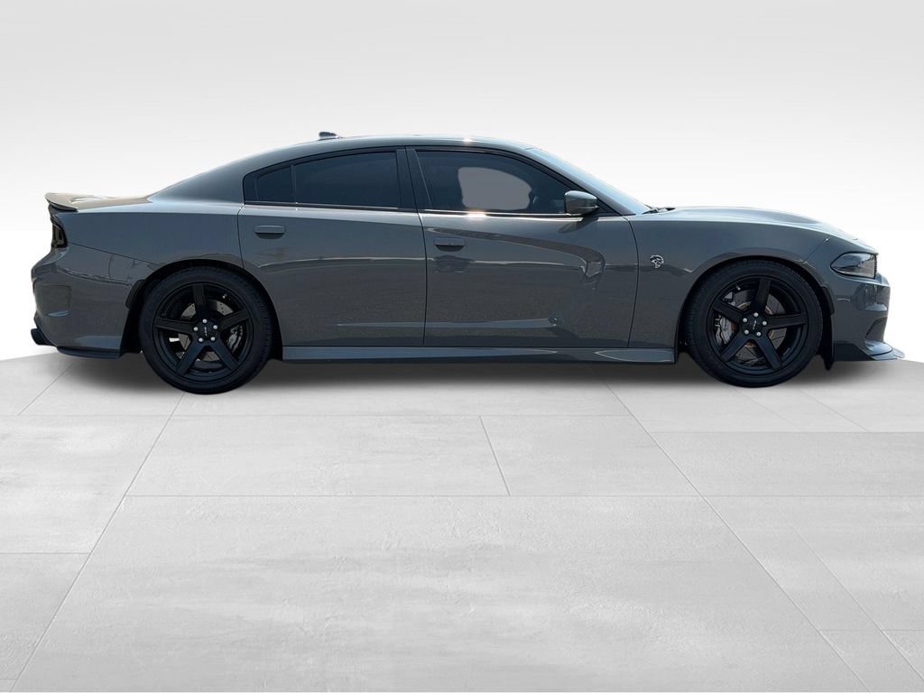 Used 2018 Dodge Charger SRT Hellcat w/ Harman/Kardon Audio Group RWD image 7