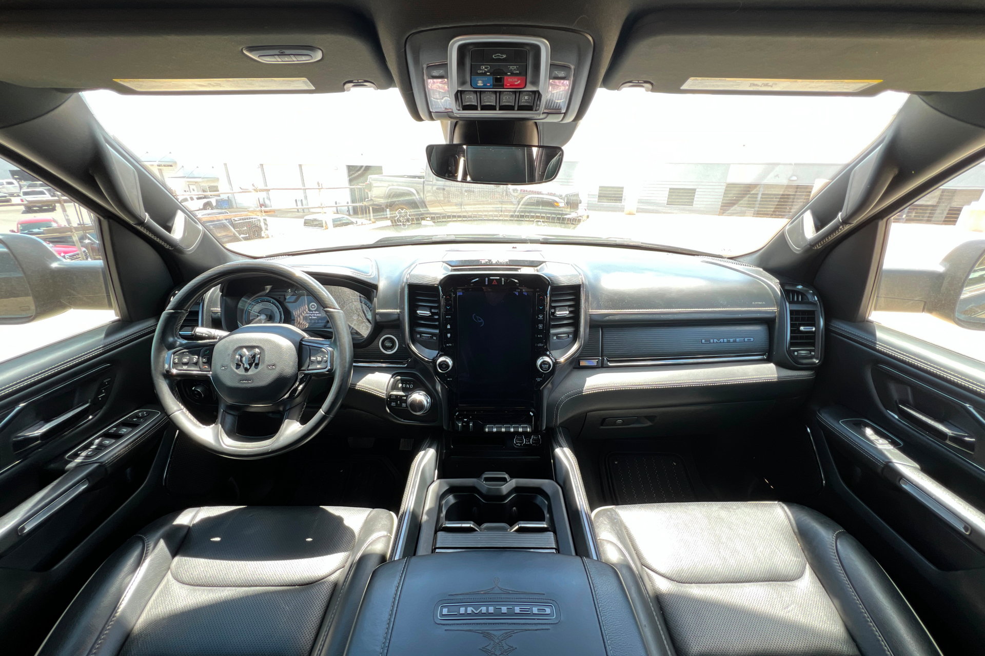 Used 2022 RAM 1500 Limited AWD/4WD image 9
