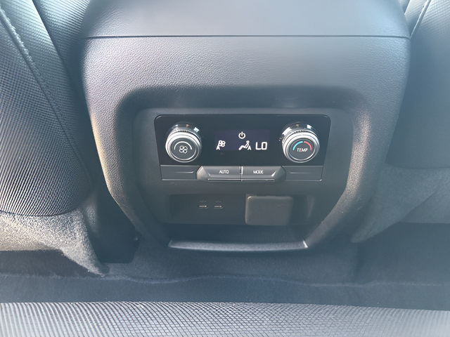 Used 2025 GMC Acadia Elevation FWD image 35