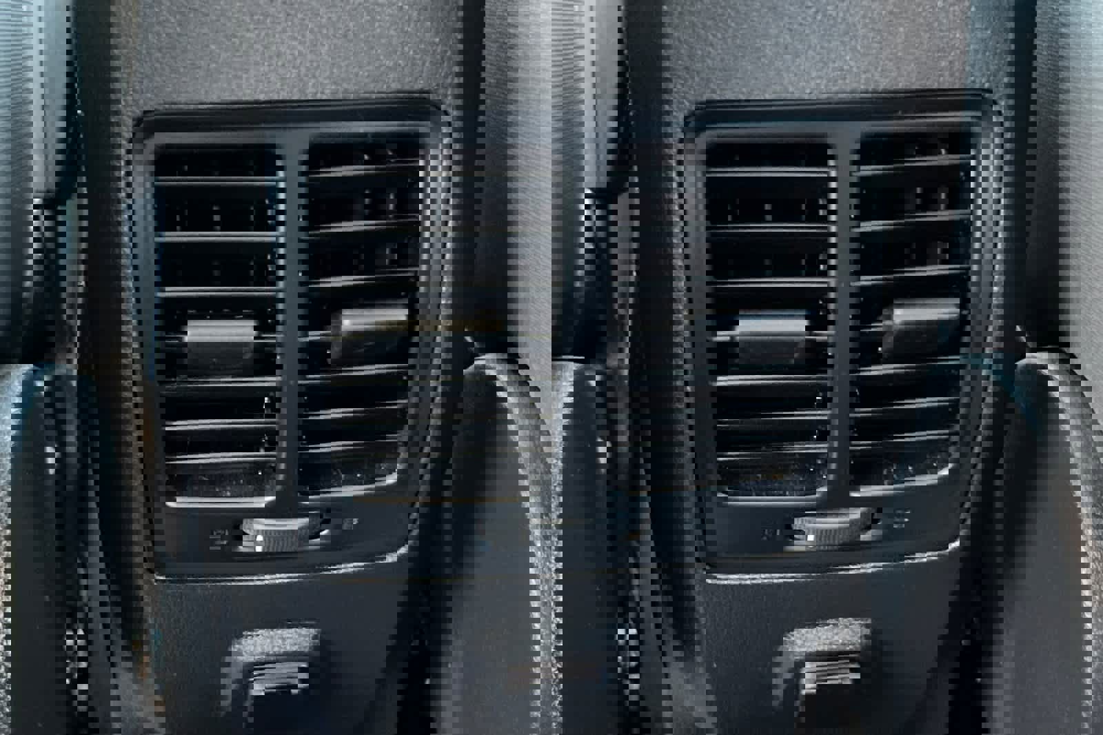 Used 2019 Ford Escape SE image 14