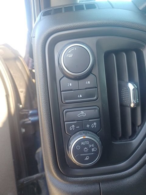 Used 2023 Chevrolet Silverado 2500 Custom w/ Custom Value Package AWD/4WD image 19