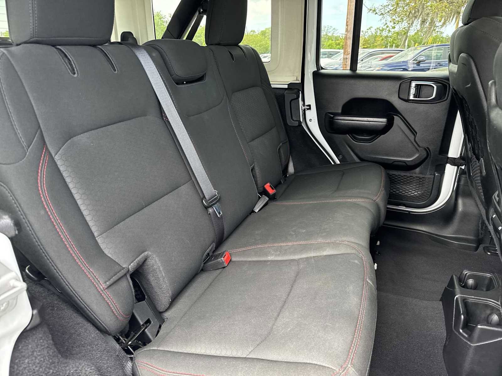 Used 2021 Jeep Wrangler Unlimited Rubicon image 29