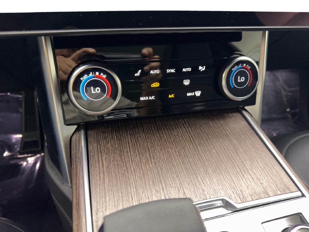 Used 2022 Land Rover Range Rover Long Wheelbase SE AWD/4WD image 68