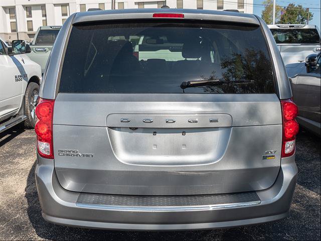 Used 2019 Dodge Grand Caravan SXT FWD image 5