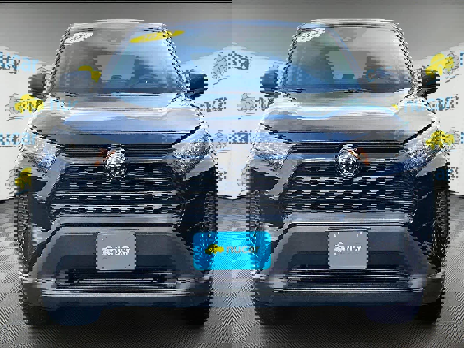 Used 2022 Toyota RAV4 LE image 2