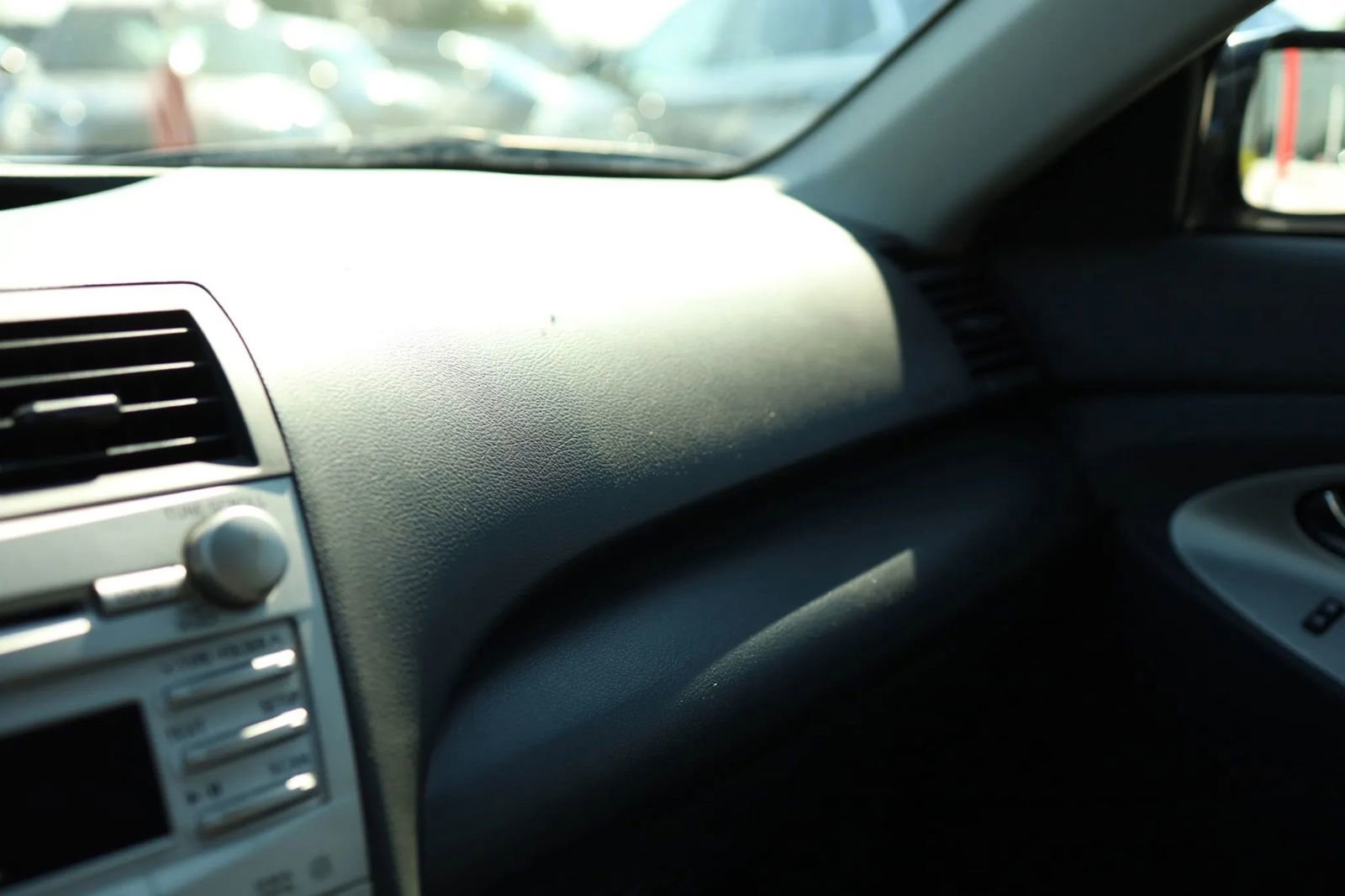 Used 2011 Toyota Camry SE image 24