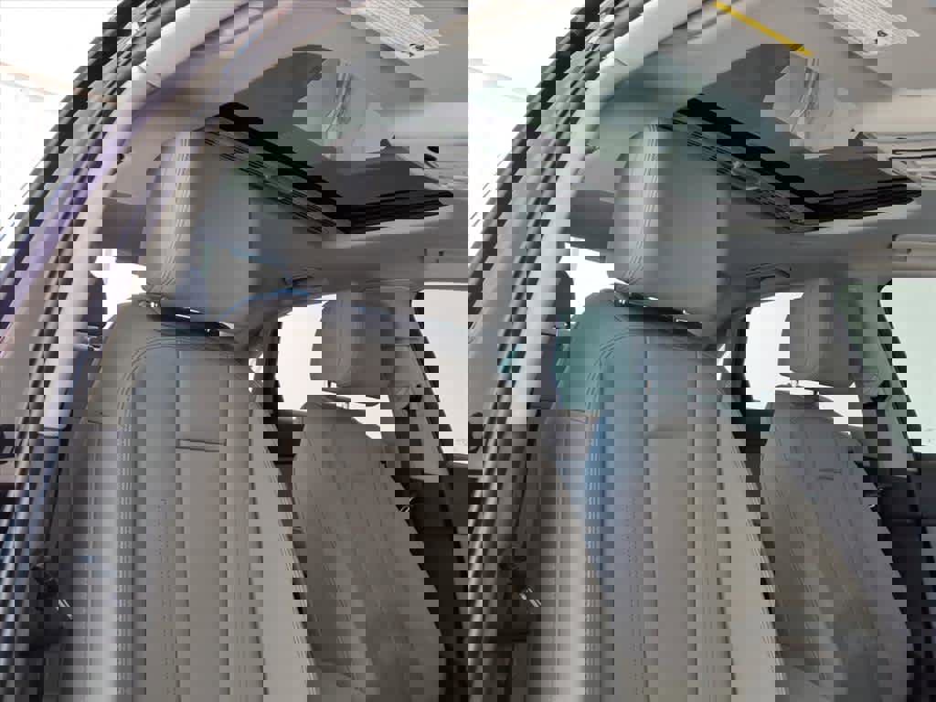 Used 2023 Audi A4 2.0T Premium w/ Convenience Package image 23