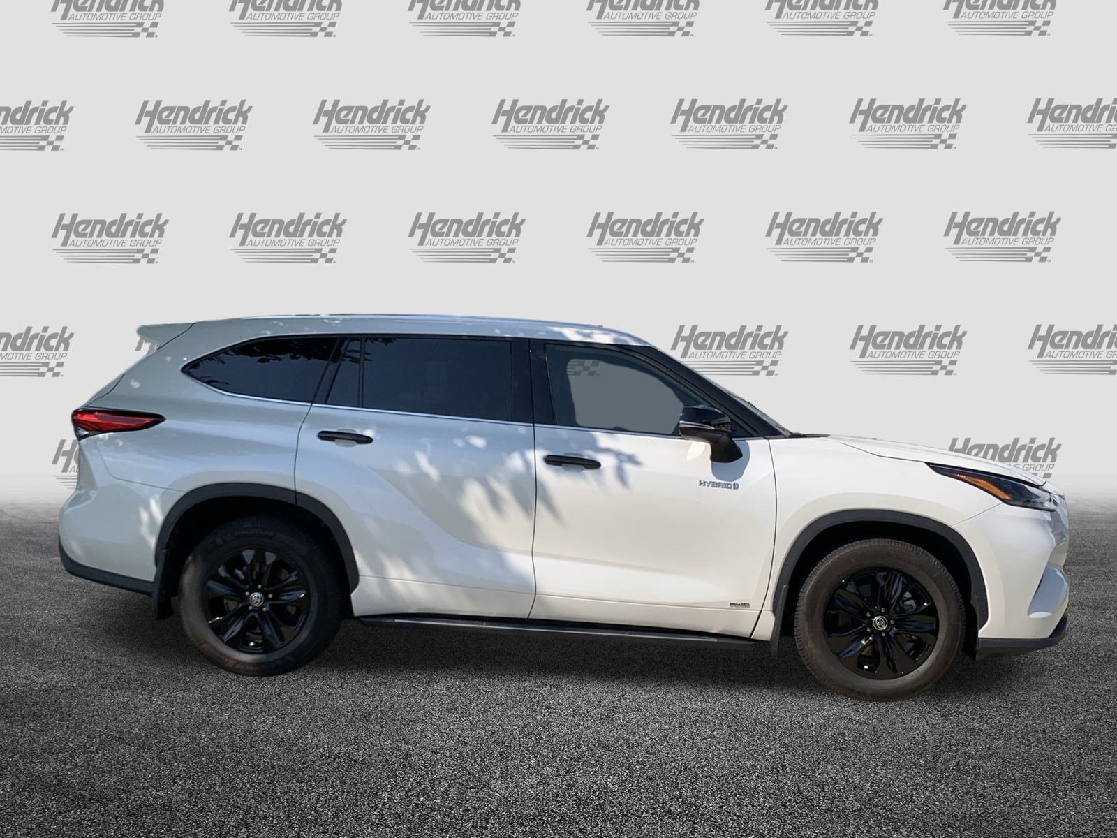 Used 2021 Toyota Highlander XLE image 11
