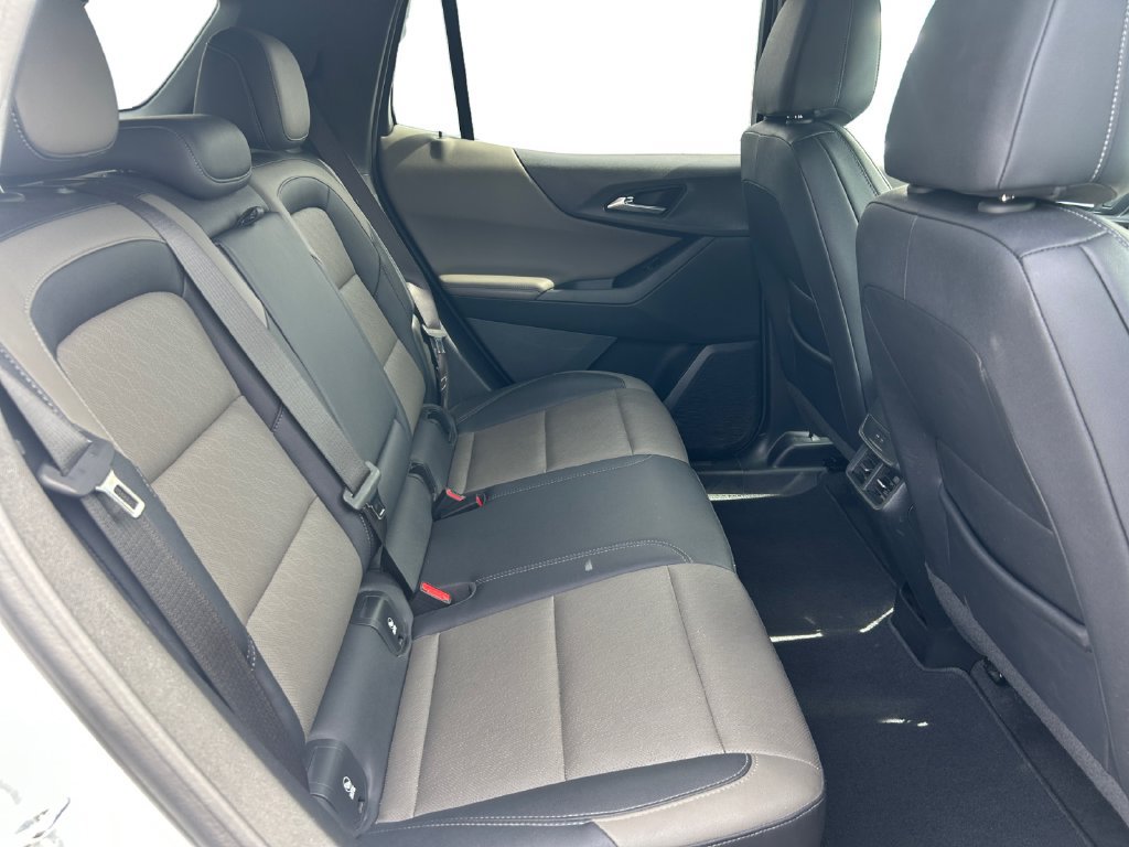 Used 2025 Chevrolet Equinox LT w/ Convenience Package II AWD/4WD image 22