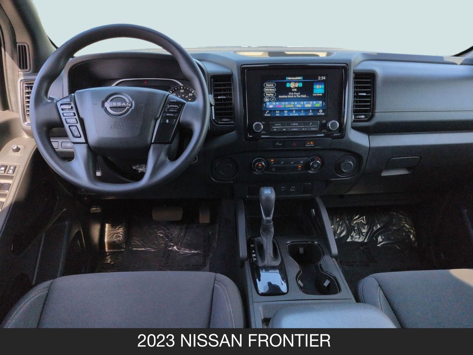 Used 2023 Nissan Frontier SV w/ Midnight Edition Package image 13