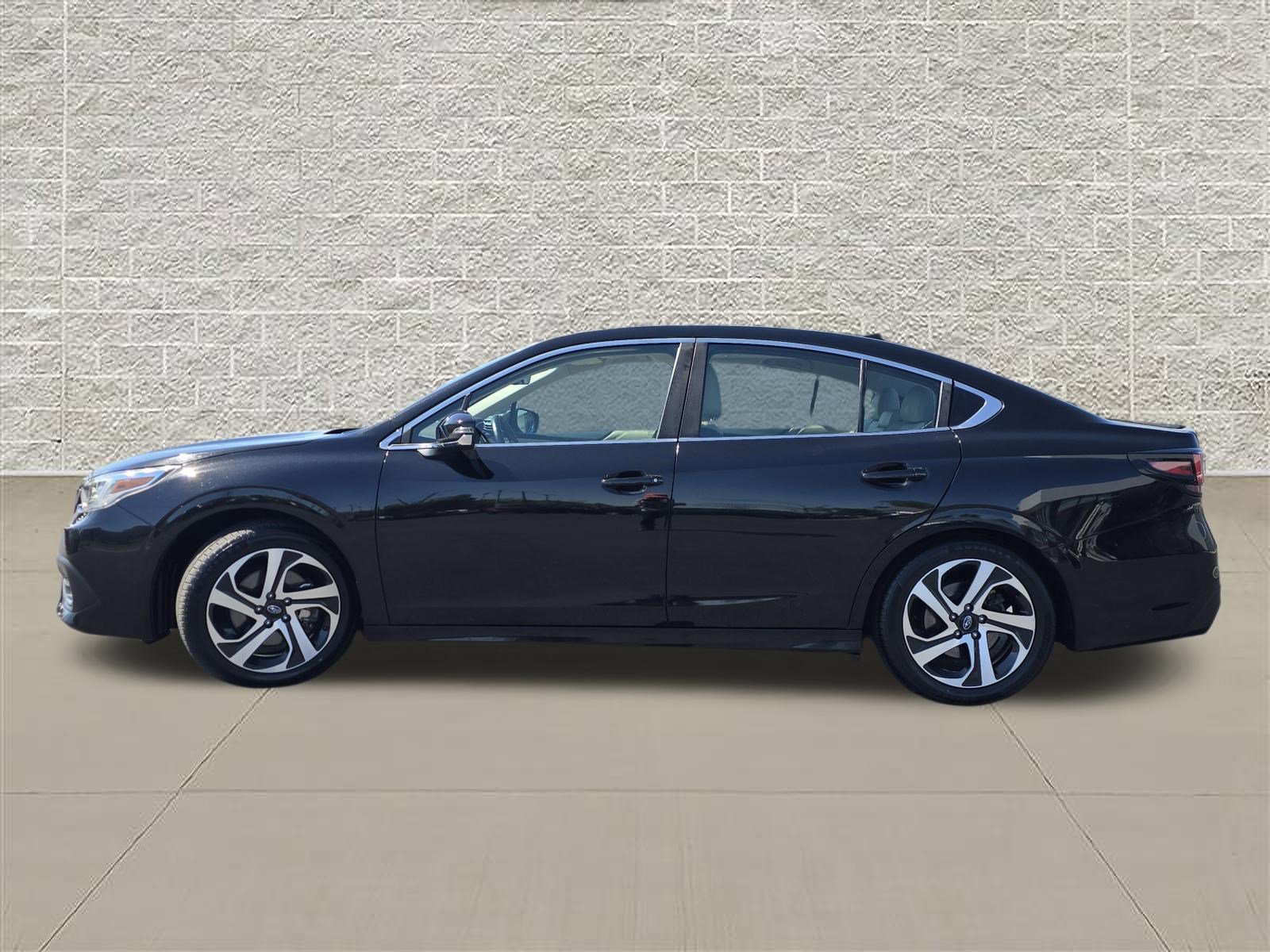 Used 2020 Subaru Legacy Limited w/ Tech Package 2 AWD/4WD image 4