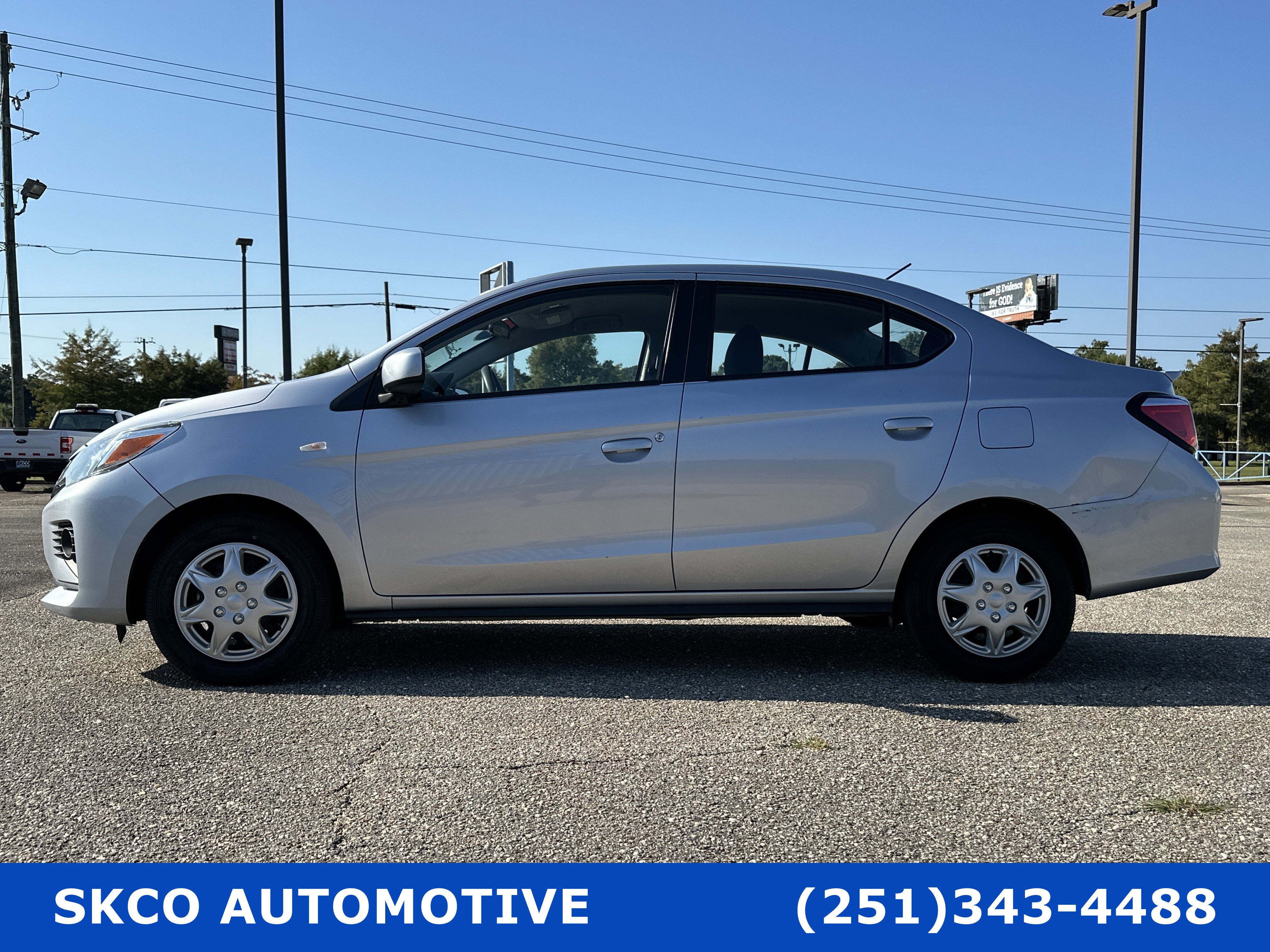 Used 2023 Mitsubishi Mirage G4 LE image 2