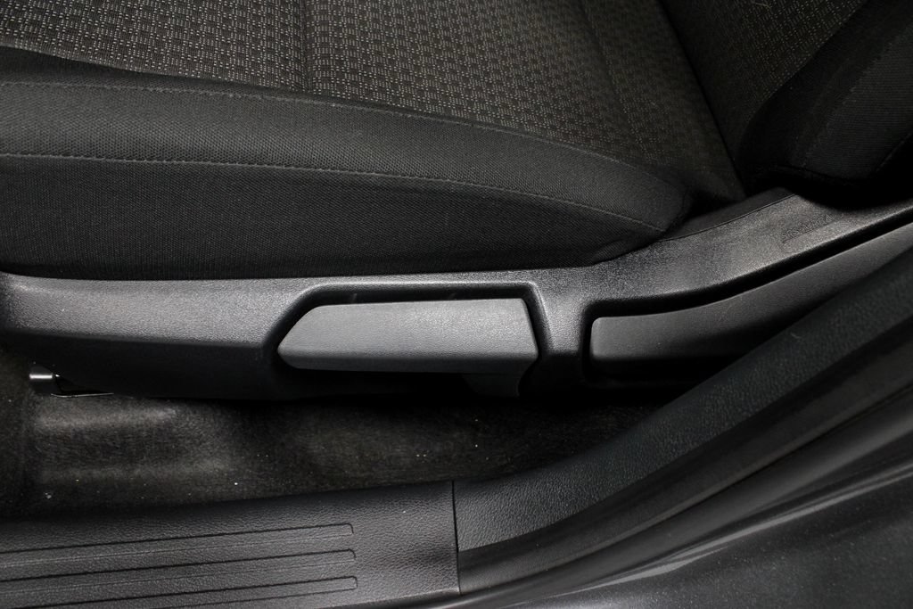 Certified 2025 Nissan Kicks S AWD/4WD image 23