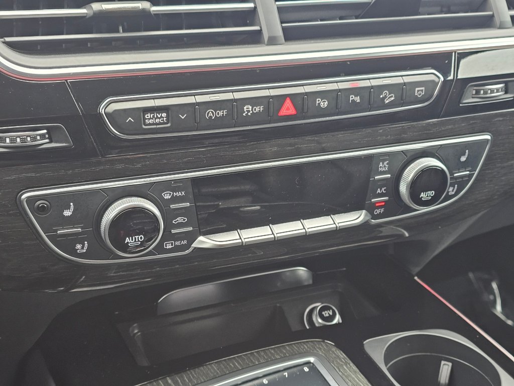 Used 2019 Audi Q7 3.0T Prestige w/ Prestige Package AWD/4WD image 9