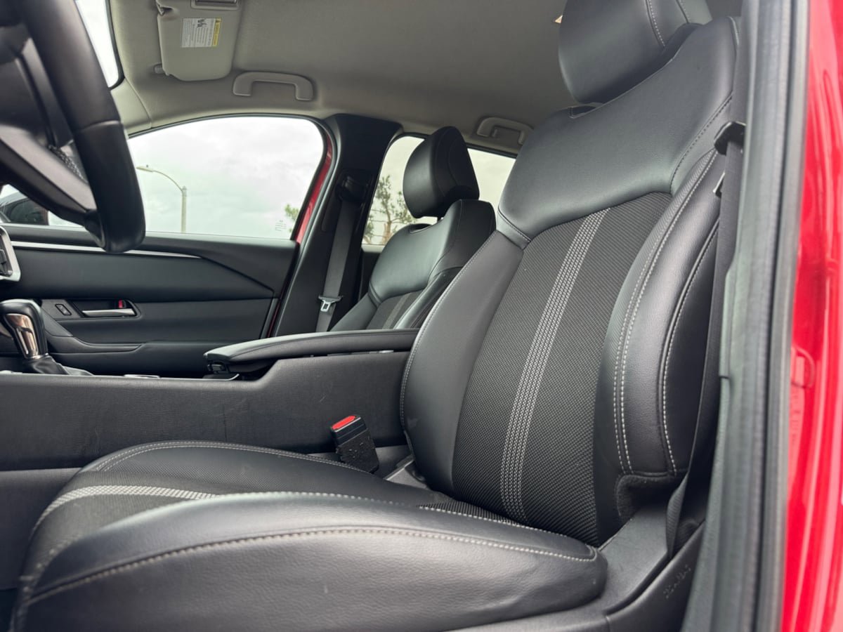 Used 2024 MAZDA CX-50 AWD 2.5 S w/ Preferred Package image 17