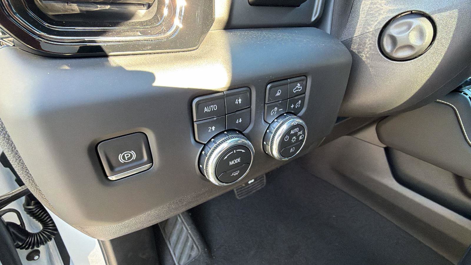 New 2026 GMC Sierra 1500 AT4X image 20