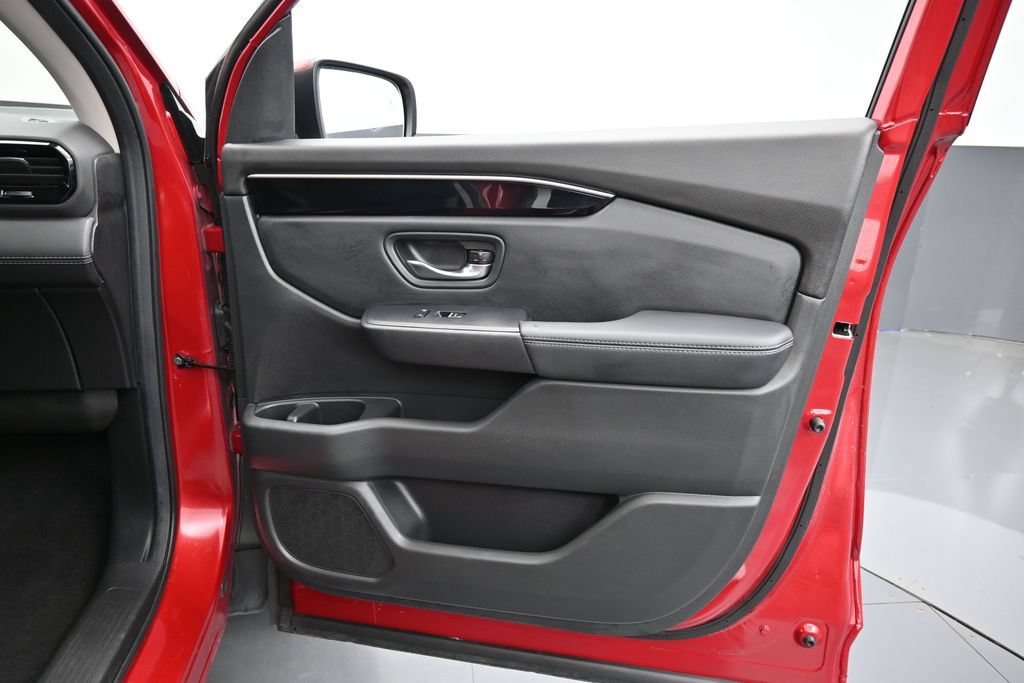 Used 2025 Honda Pilot EX-L image 37