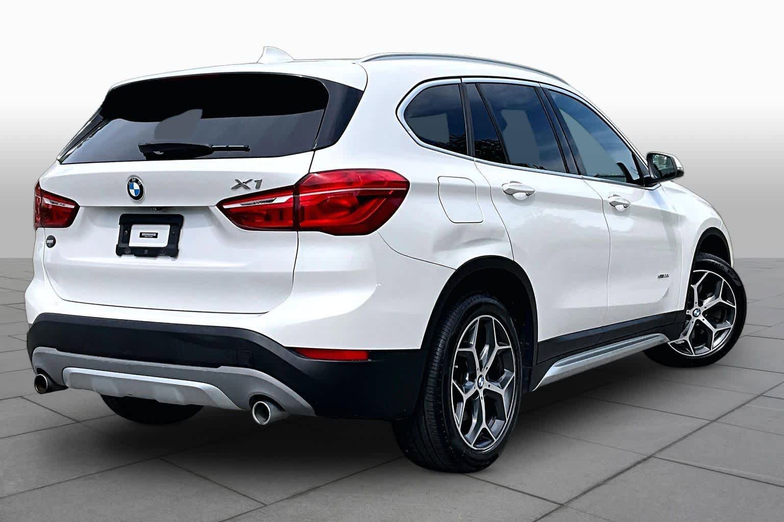 Used 2018 BMW X1 xDrive28i AWD/4WD image 13