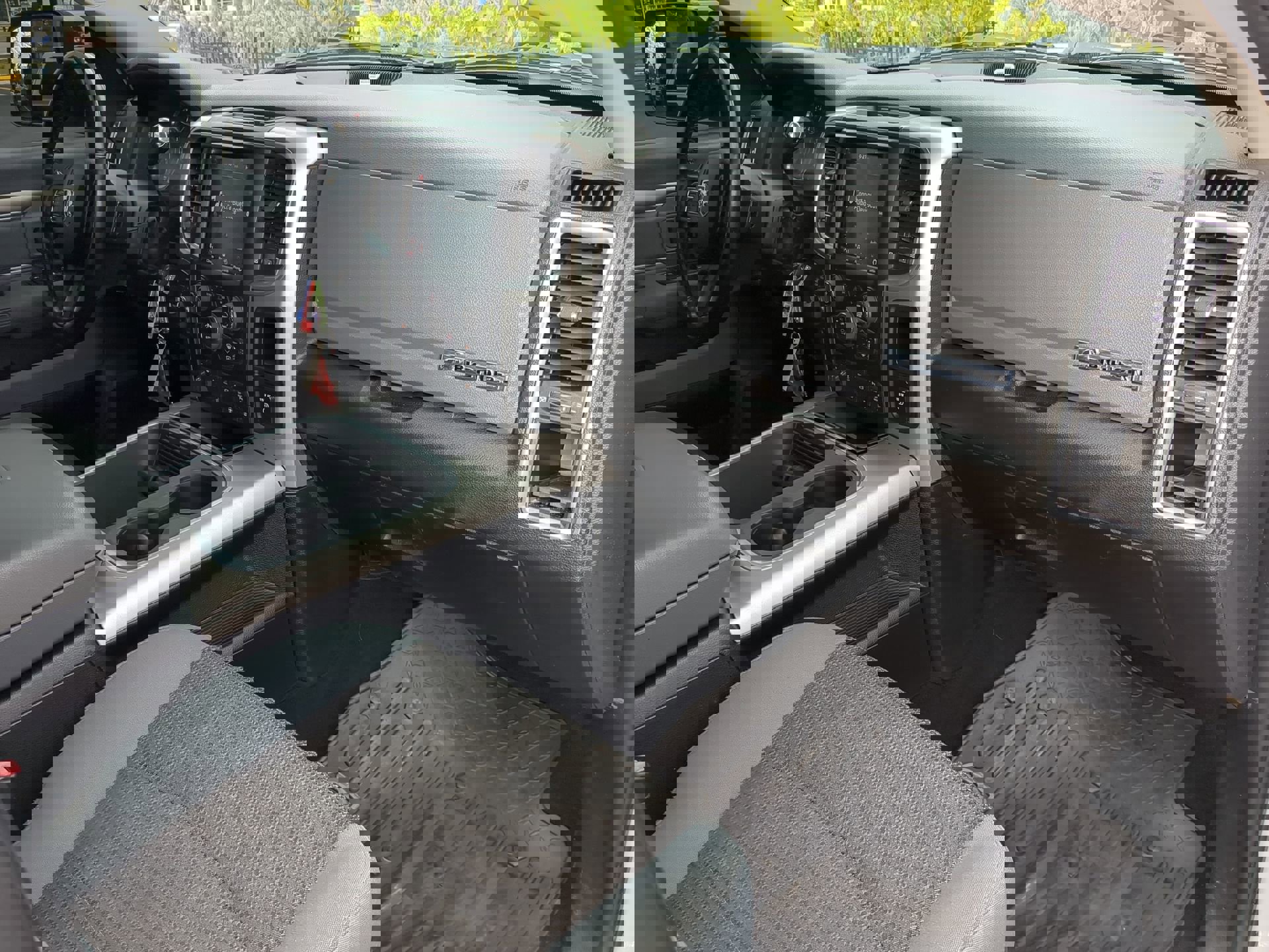 Used 2018 RAM 2500 Big Horn image 13