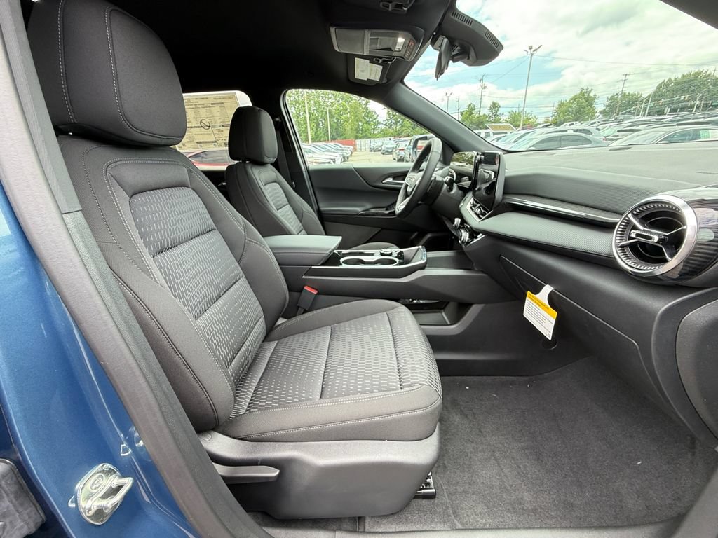 New 2027 Chevrolet Equinox LT FWD image 25