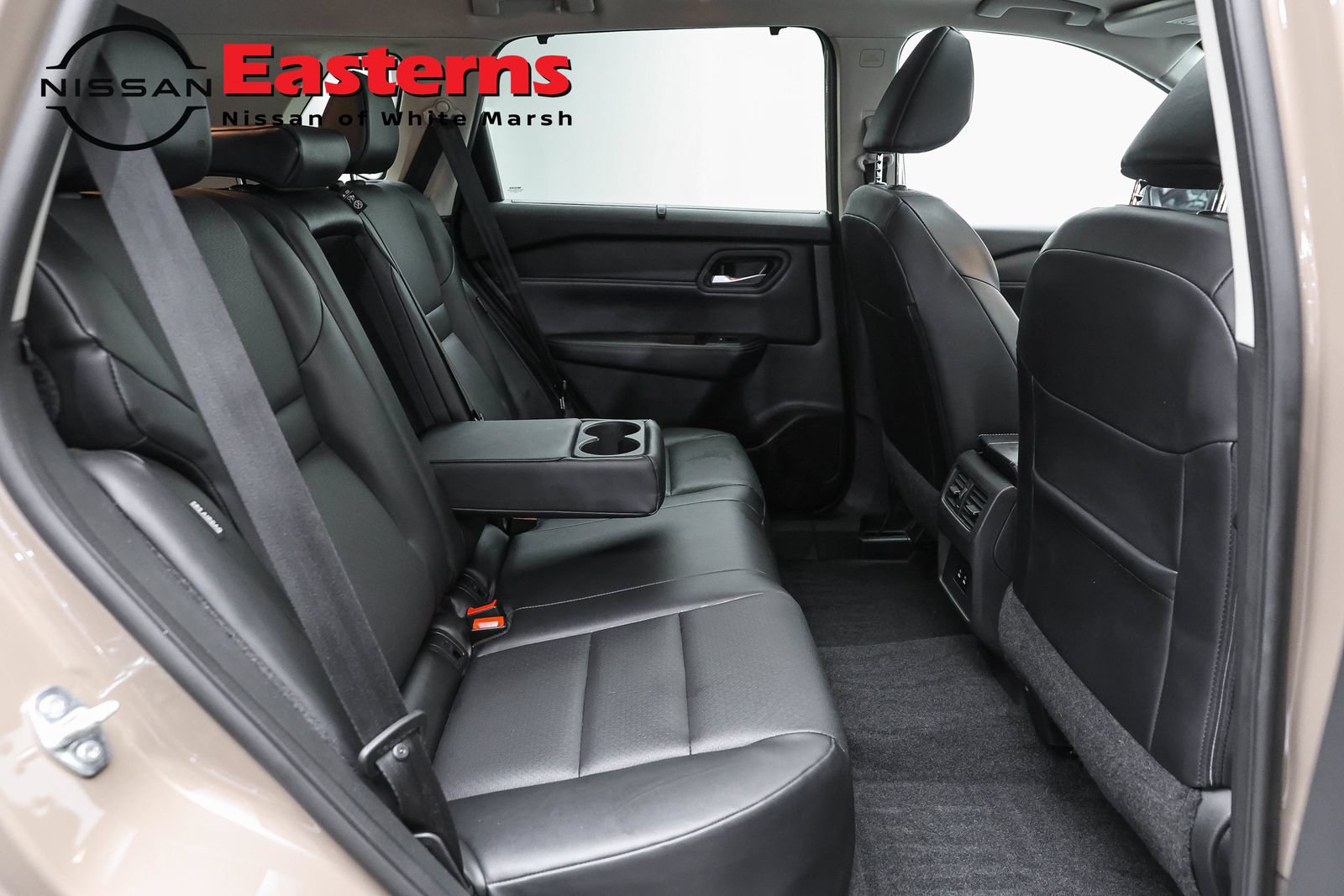 Used 2024 Nissan Rogue SV w/ SV Premium Package FWD image 22