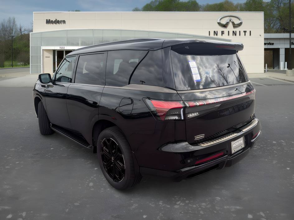 Certified 2026 INFINITI QX80 4WD w/ Sport Exterior Package image 6