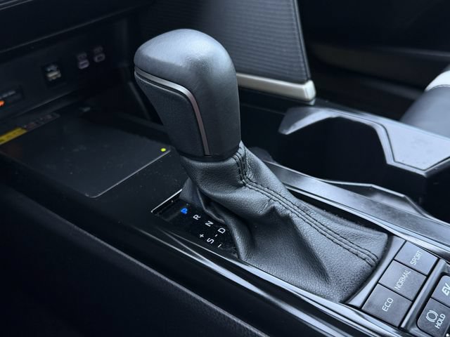Certified 2025 Toyota Camry SE FWD image 18