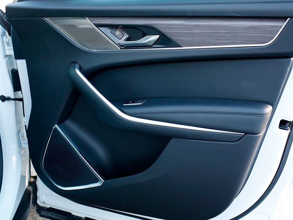 Used 2022 Jaguar F-PACE S AWD/4WD image 23