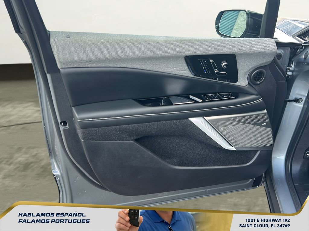 Used 2025 Cadillac Optiq Sport 2 w/ LPO, Floor Liner Package image 22