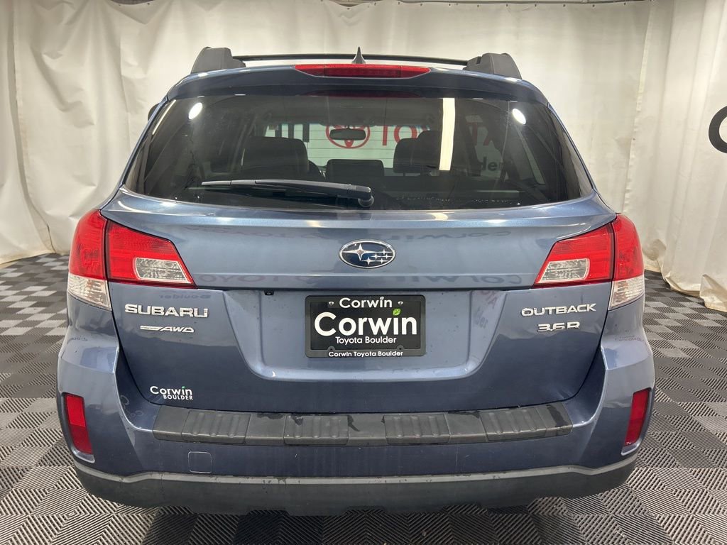 Used 2013 Subaru Outback 3.6R Limited w/ Moonroof Pkg image 7