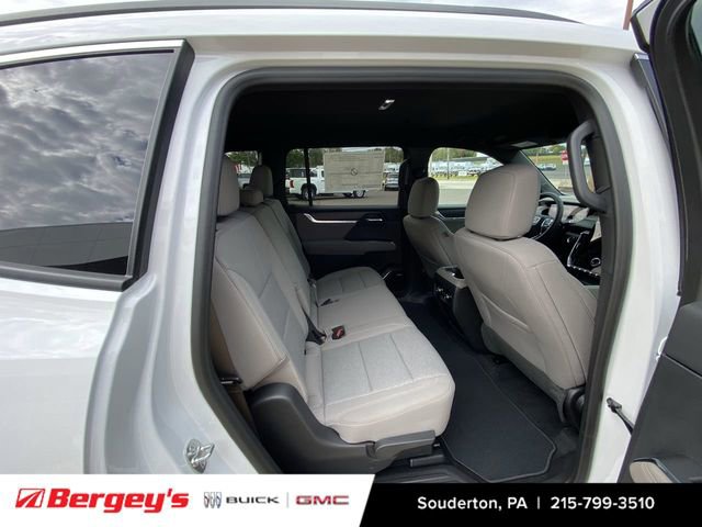 New 2026 GMC Acadia Elevation image 30