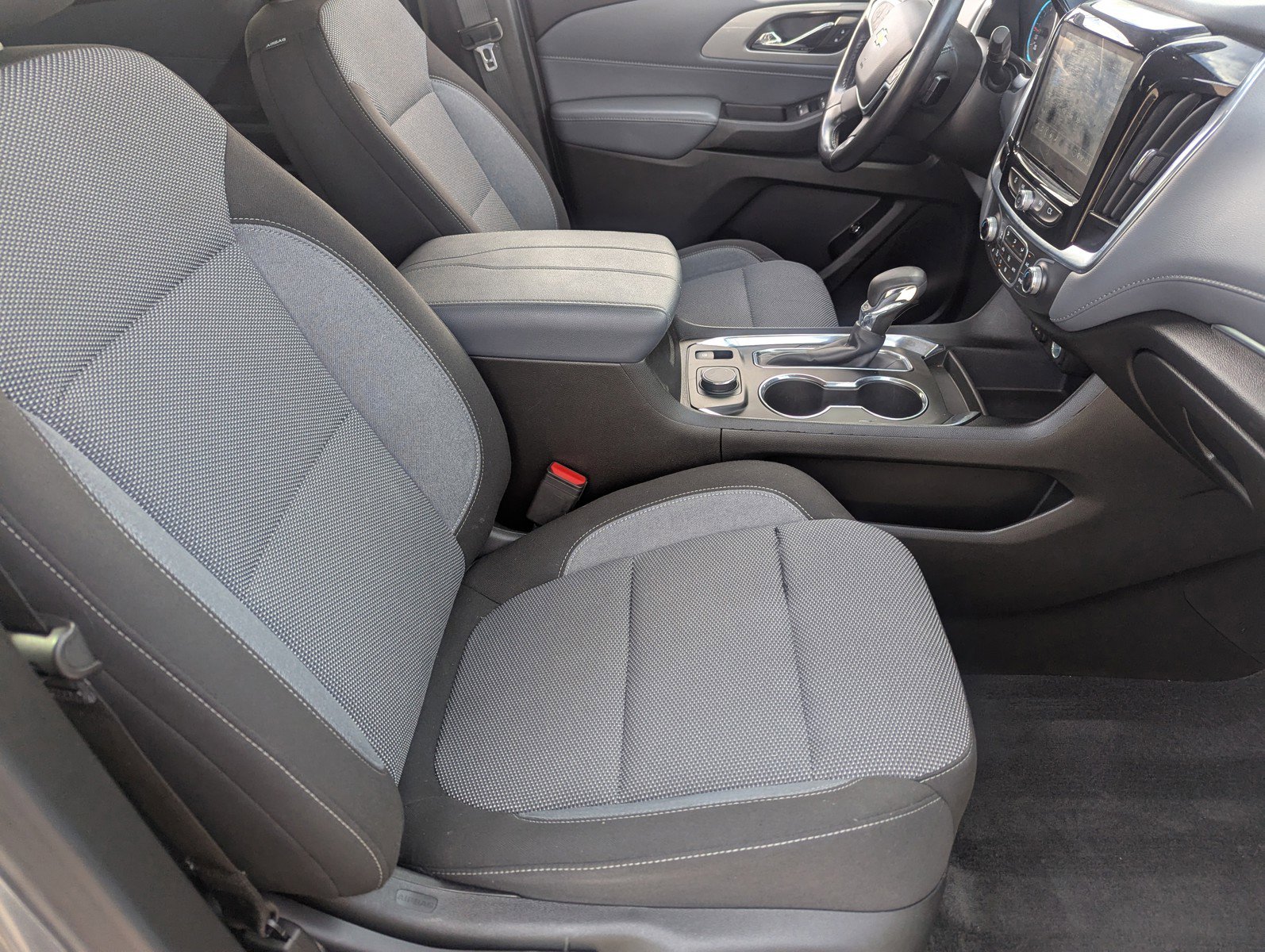 Certified 2021 Chevrolet Traverse LT image 13