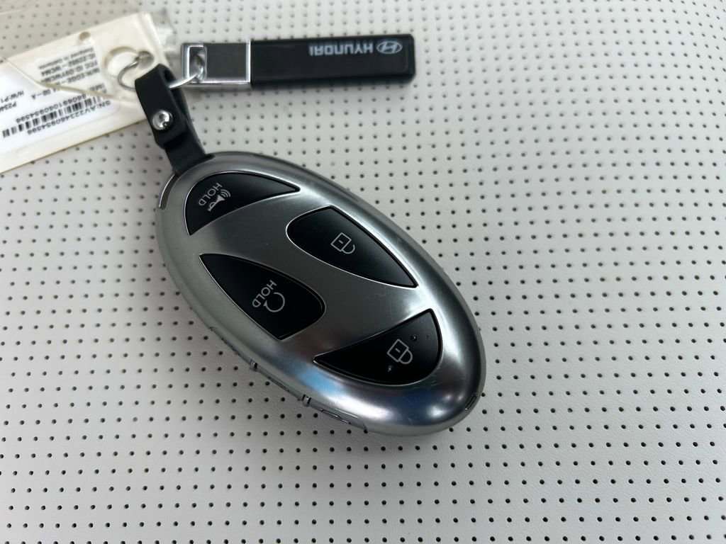 Certified 2025 Hyundai Santa Fe Calligraphy image 30