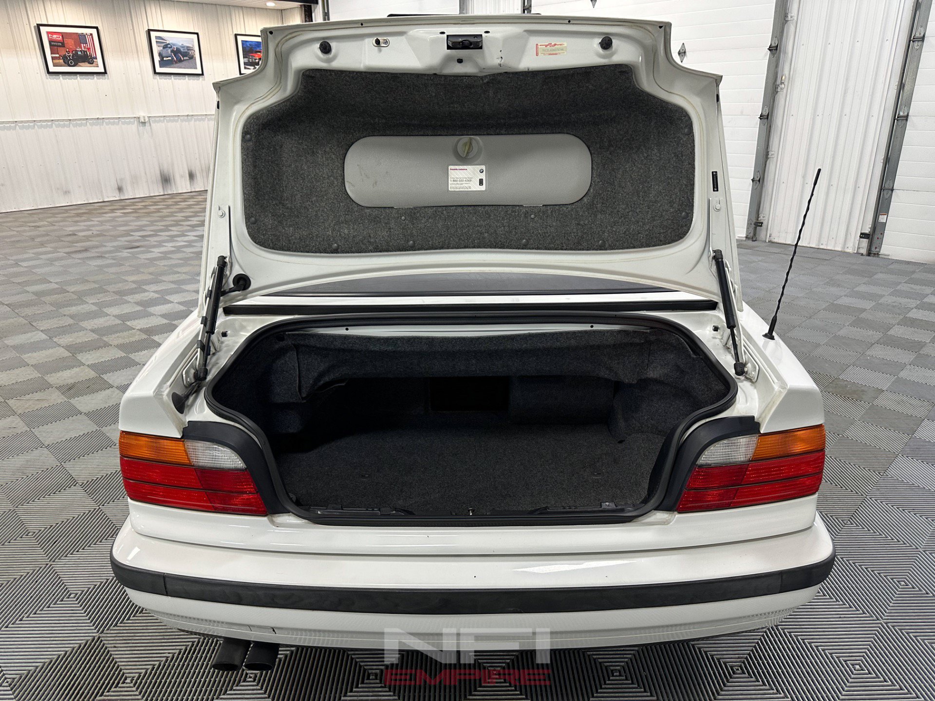 Used 1999 BMW 323i Convertible RWD image 48