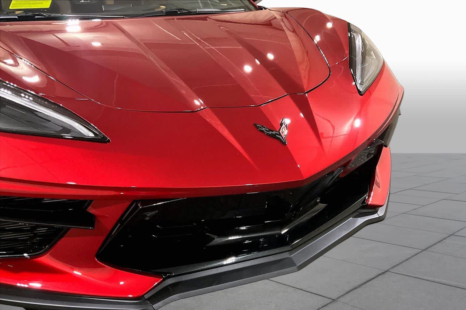 Used 2024 Chevrolet Corvette Stingray Preferred Conv w/ Z51 Performance Package RWD image 28