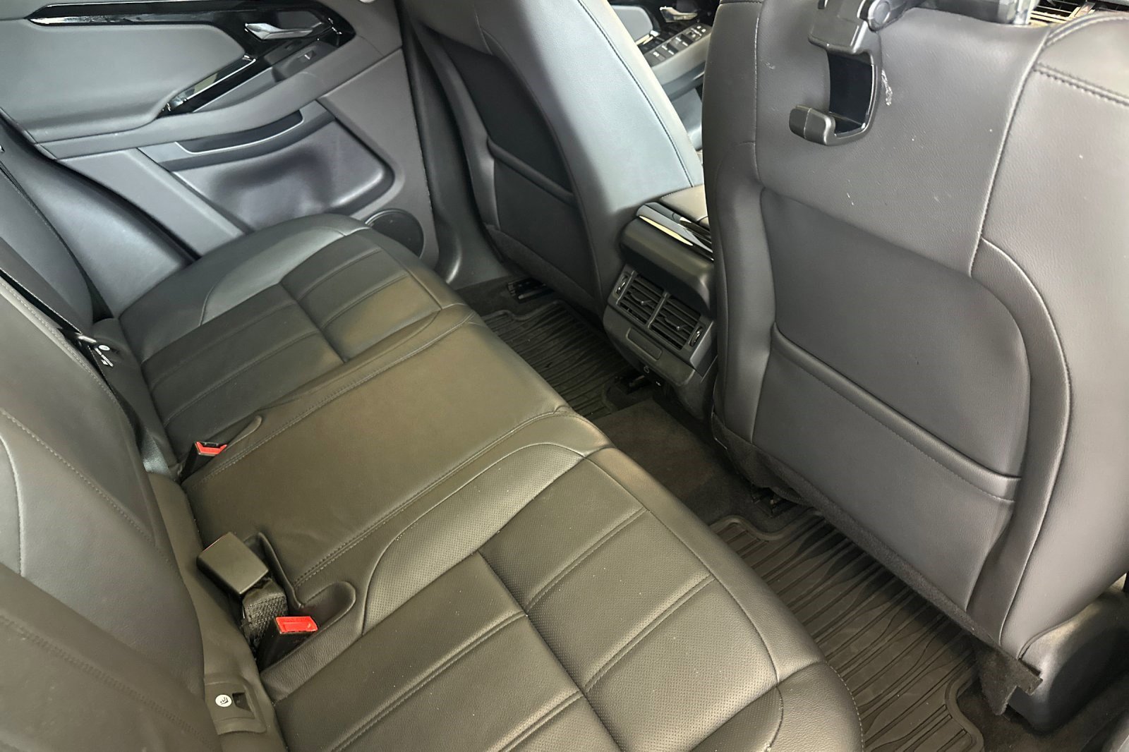 Used 2026 Land Rover Range Rover Evoque S image 29