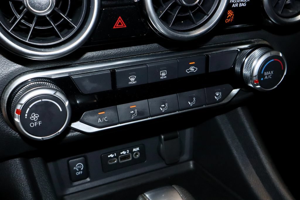 Certified 2024 Nissan Sentra SV FWD image 29