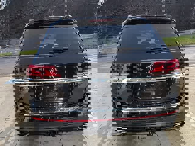 Certified 2023 Volkswagen Atlas SE w/ Panoramic Sunroof Package image 4