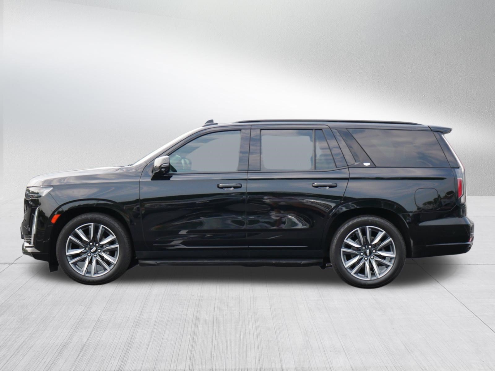 Used 2022 Cadillac Escalade Sport w/ LPO, ONYX Package AWD/4WD image 4