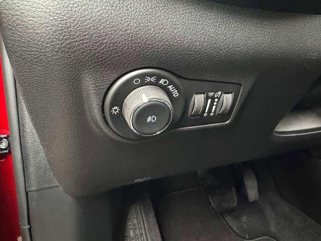 New 2026 Jeep Compass Limited image 27