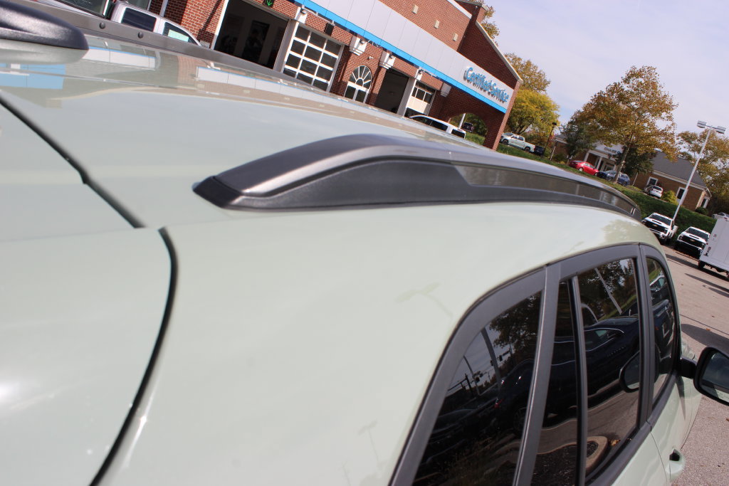 Used 2025 Chevrolet Trax ACTIV w/ Sunroof Package FWD image 31