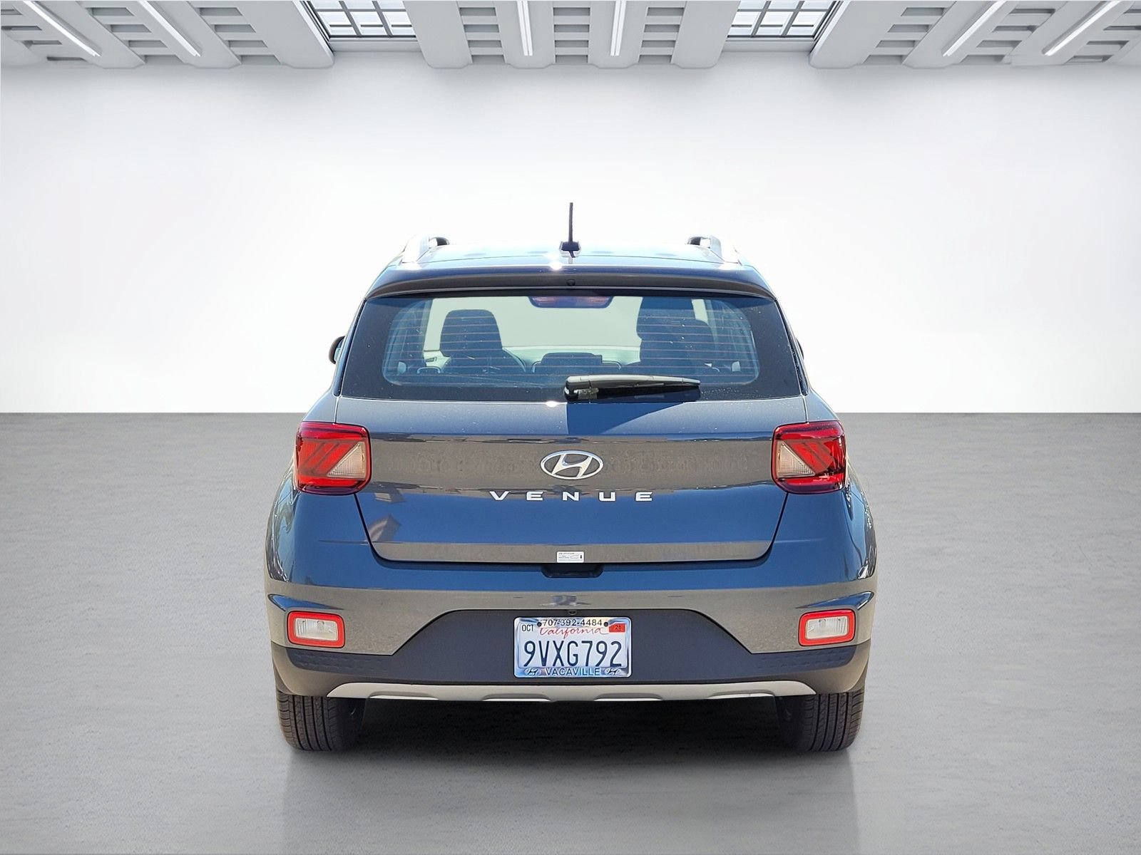Certified 2025 Hyundai Venue SEL FWD image 13