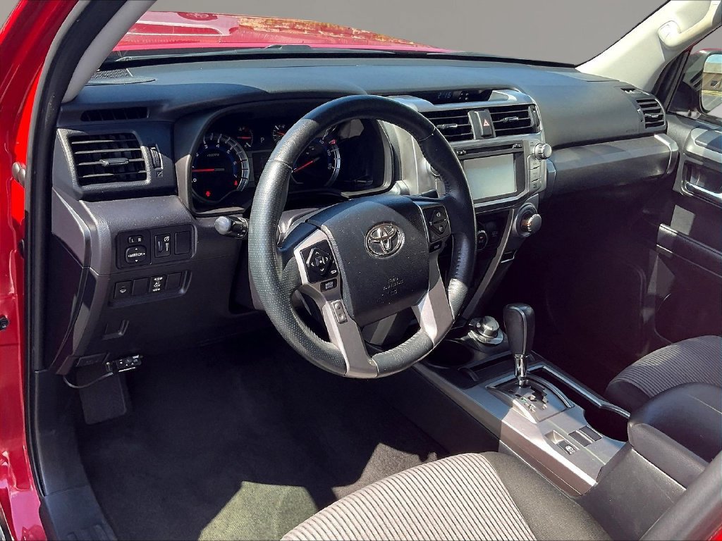 Used 2019 Toyota 4Runner SR5 AWD/4WD image 16