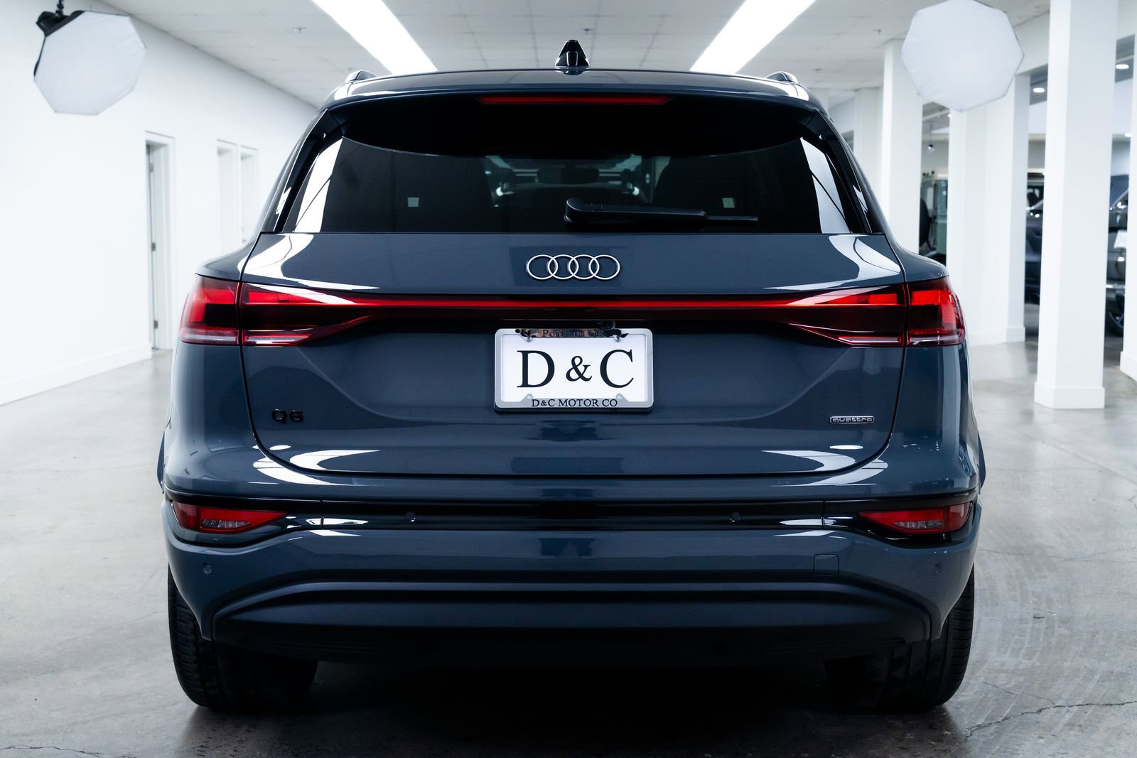 Used 2025 Audi Q6 e-tron Premium Plus w/ Premium Plus image 5